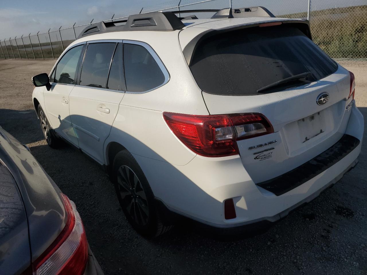 2016 Subaru Outback - Image 2