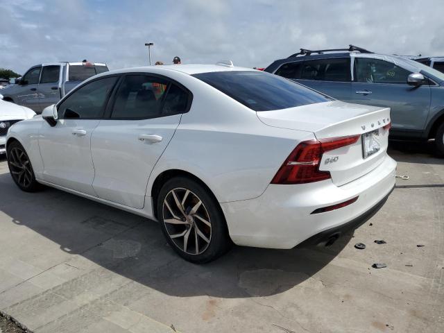  VOLVO S60 2020 Белы
