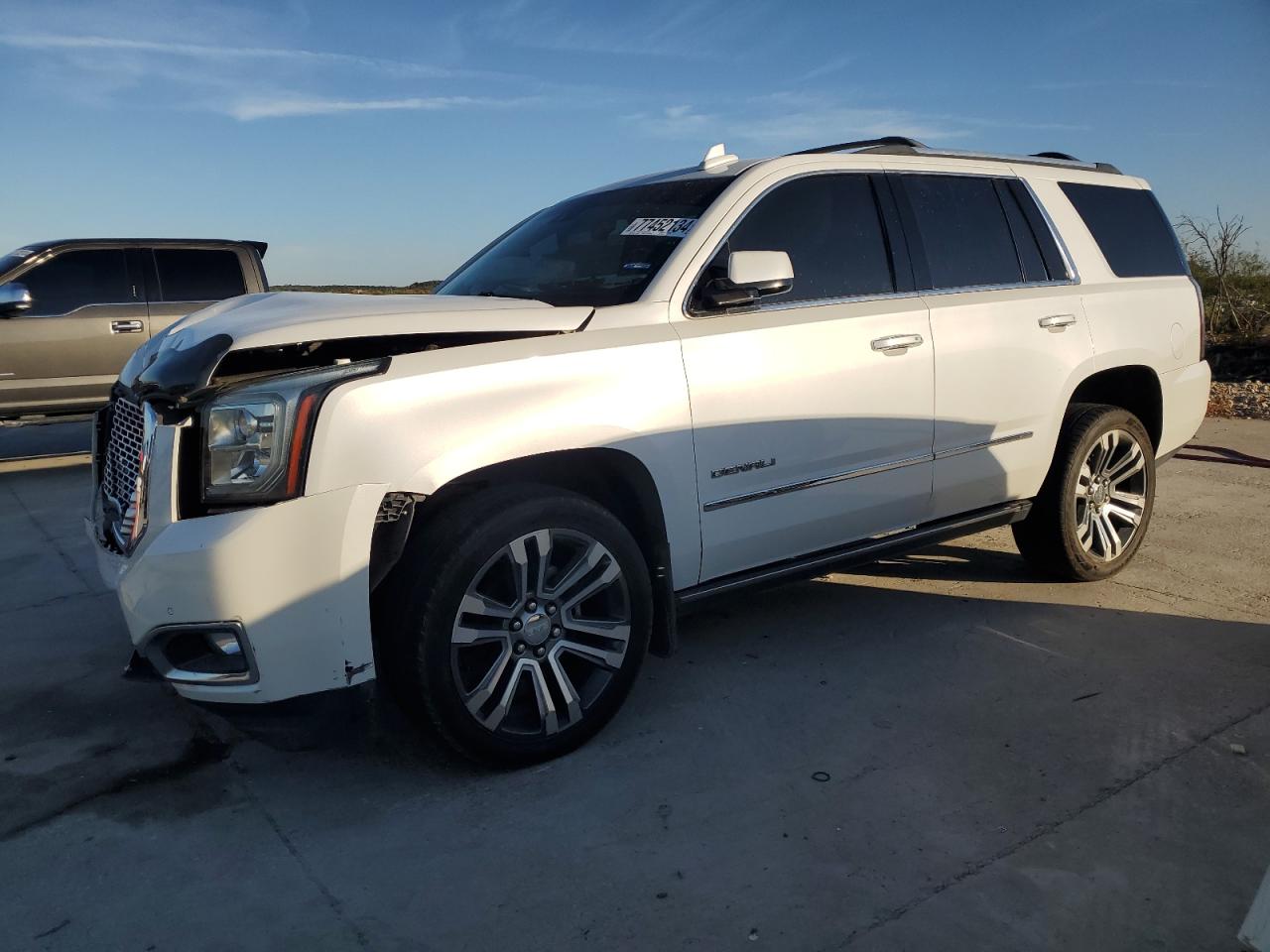 2017 GMC Yukon - Image 1