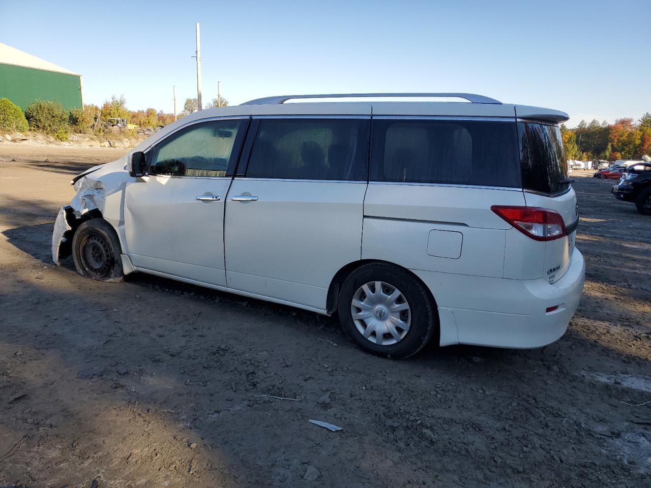 2013 Nissan Quest - Image 2
