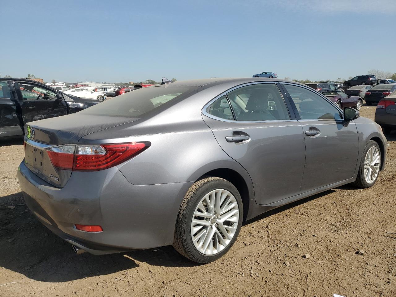 VIN JTHBK1GGXE2110687 2014 LEXUS ES350 no.3