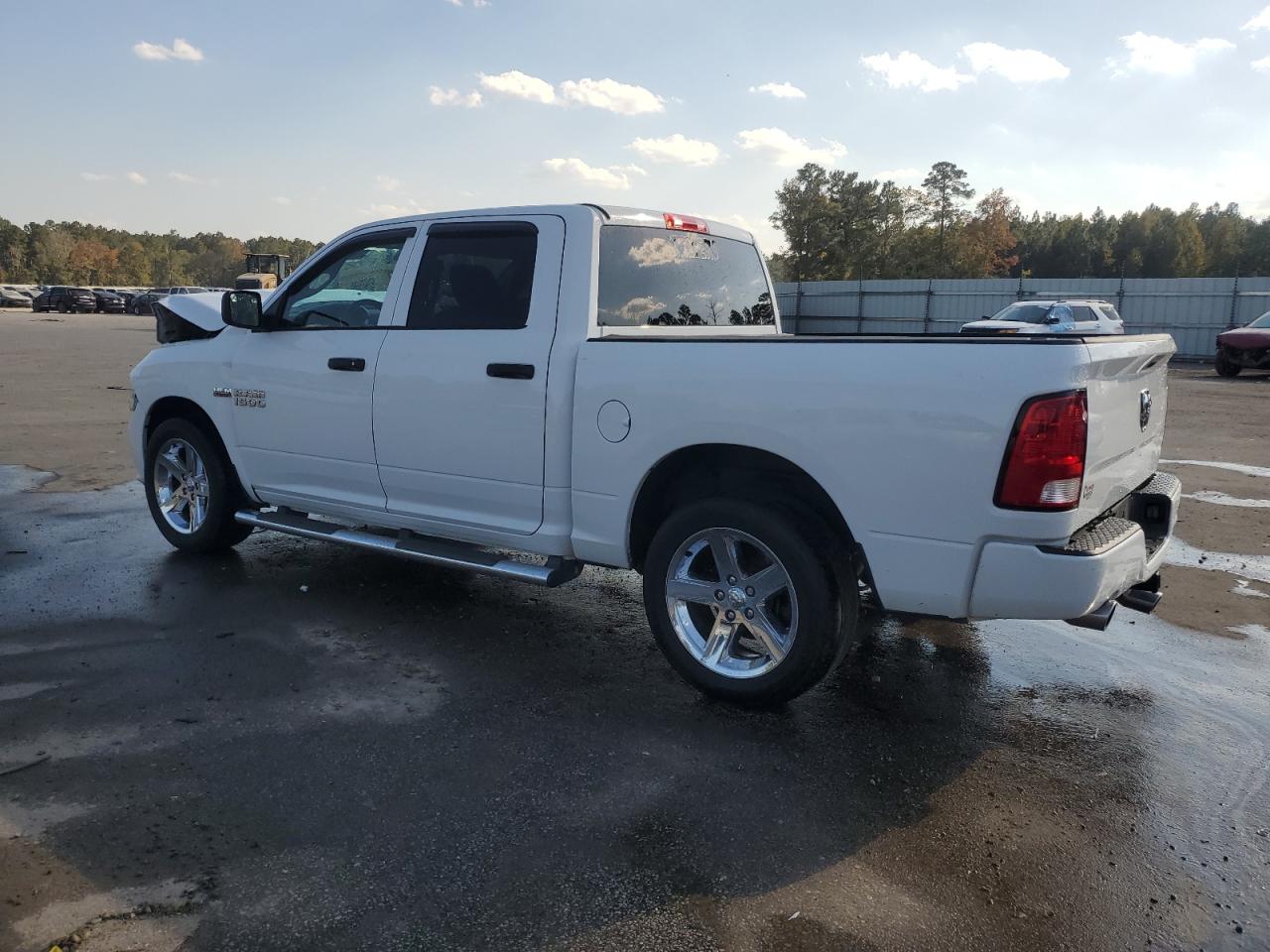 2016 RAM 1500 - Image 2