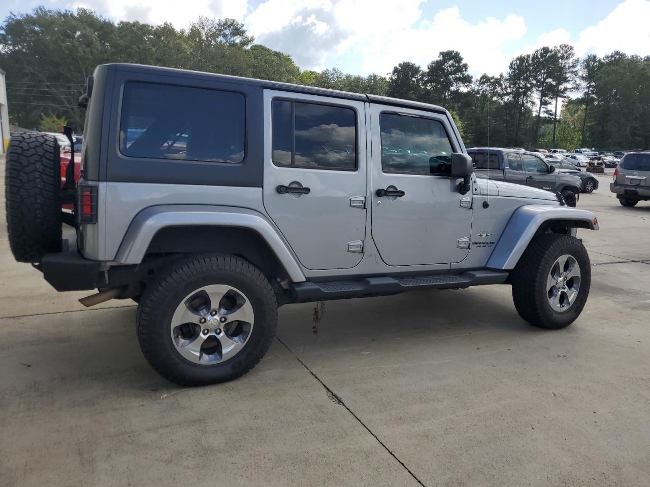2016 Jeep Wrangler - Image 3