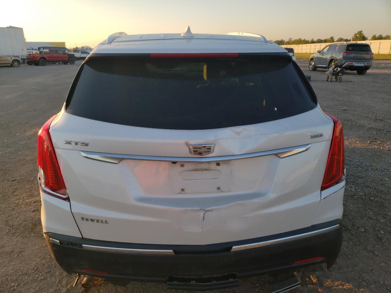 2019 Cadillac Xt5 Premium Luxury VIN: 1GYKNERS8KZ281520 Lot: 73888134