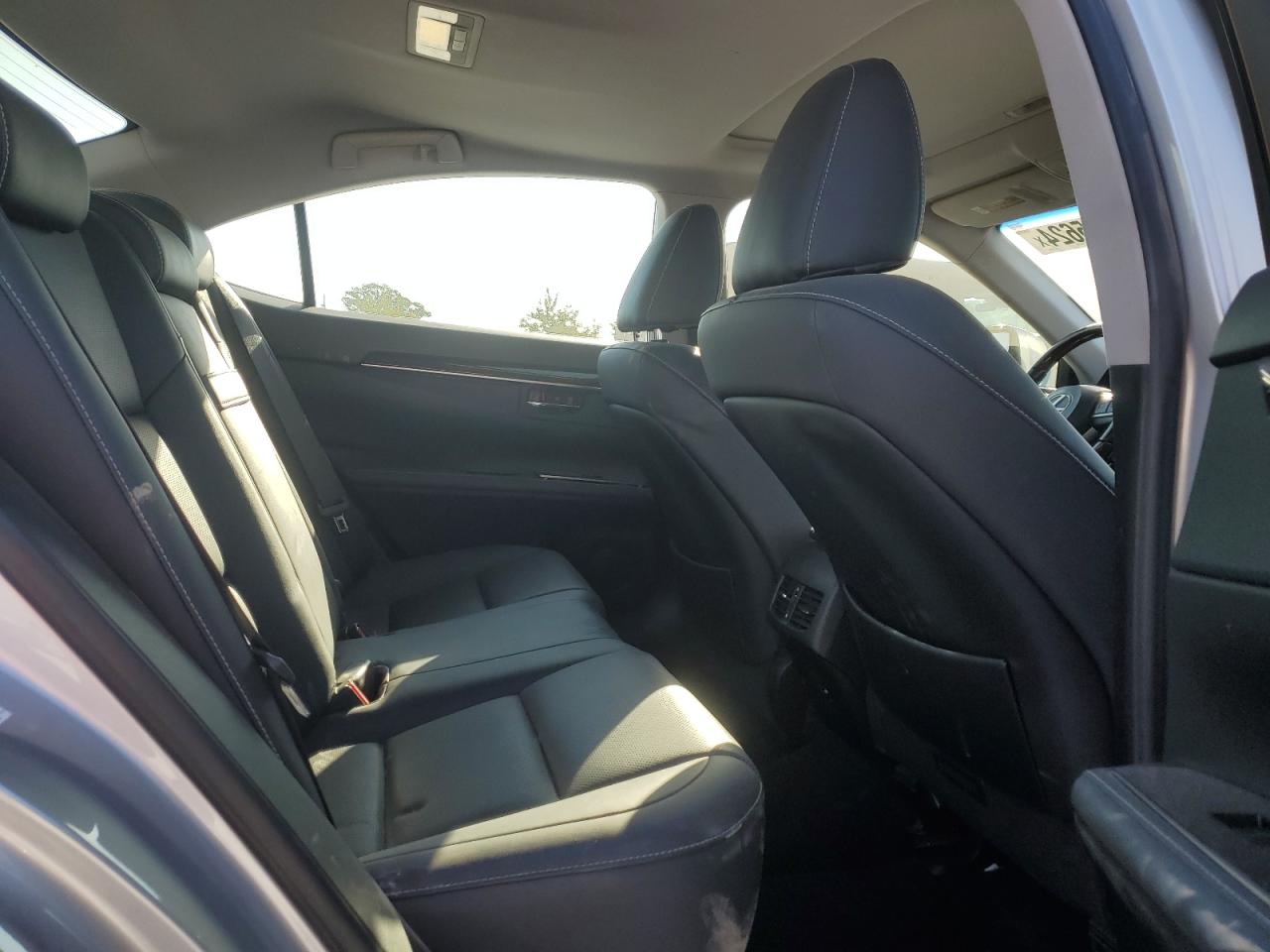 2016 Lexus Es 300H VIN: JTHBW1GG7G2117135 Lot: 72495624