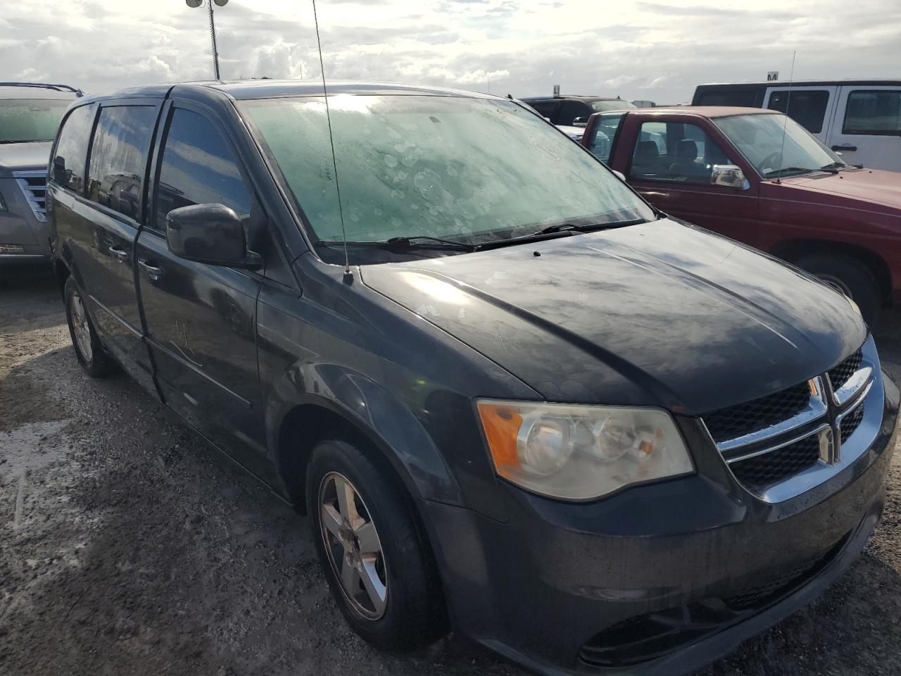 2D4RN3DG2BR623455 2011 Dodge Grand Caravan Mainstreet