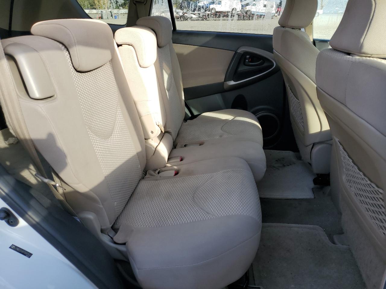 2007 Toyota Rav4 Limited VIN: JTMBD31V575093541 Lot: 77140134