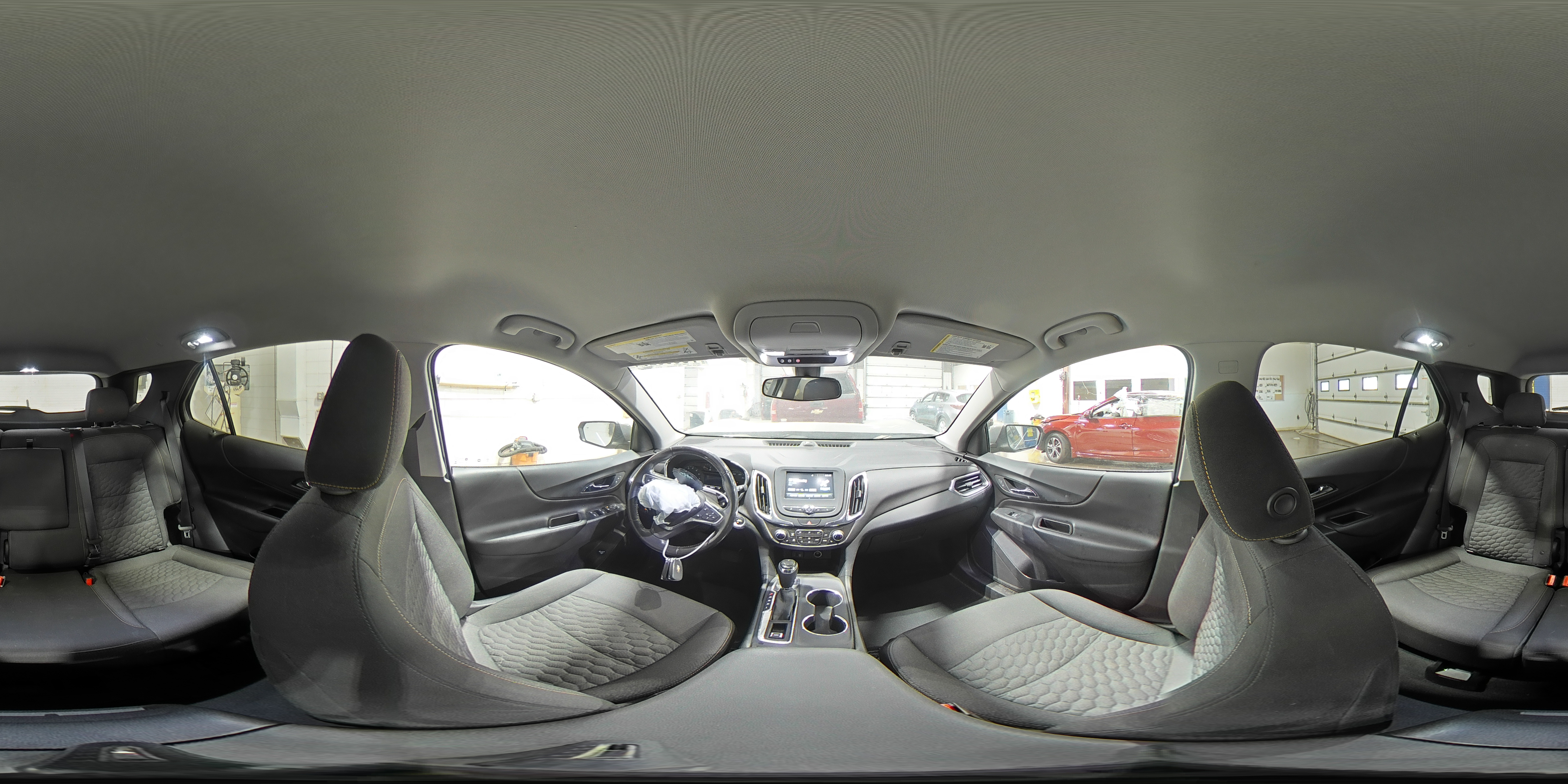 2018 Chevrolet Equinox - Image 14