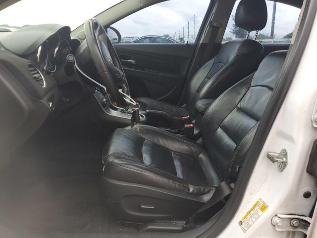 Sedans CHEVROLET CRUZE 2013 Biały