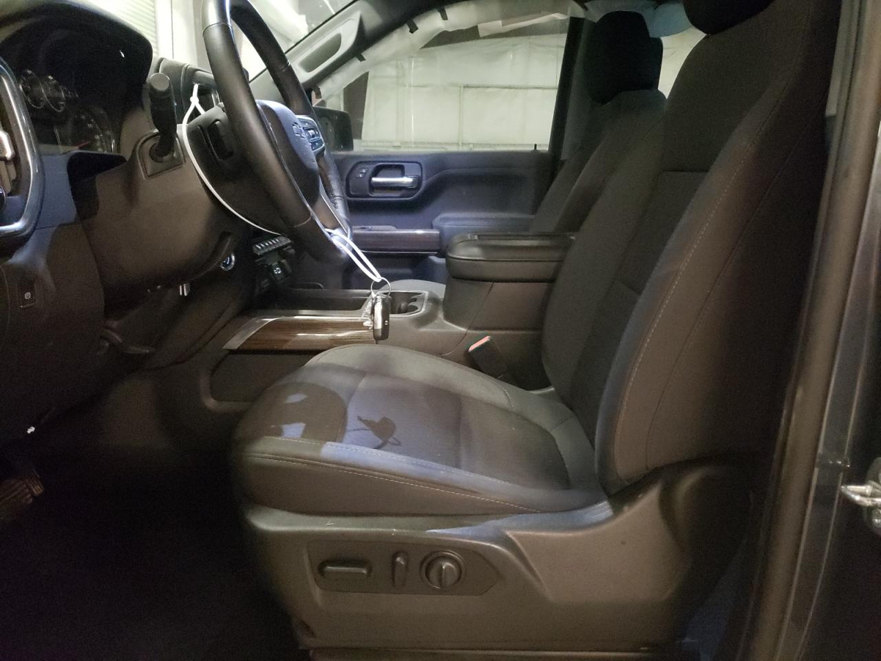 2020 Chevrolet Silverado - Image 7