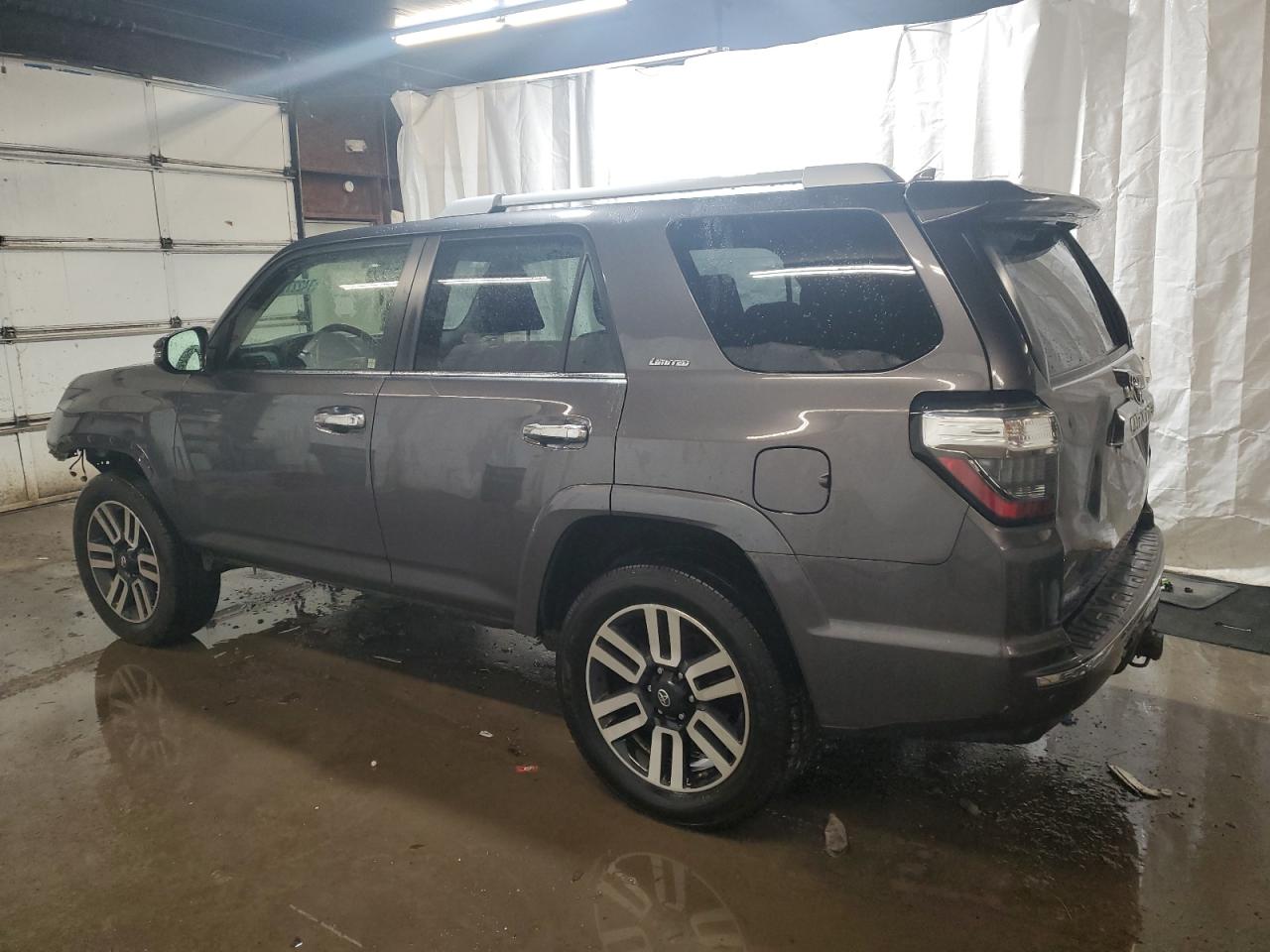 2014 Toyota 4Runner - Image 2