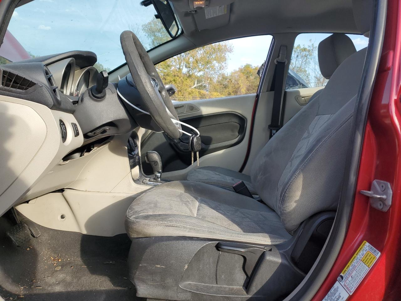 2011 Ford Fiesta - Image 7