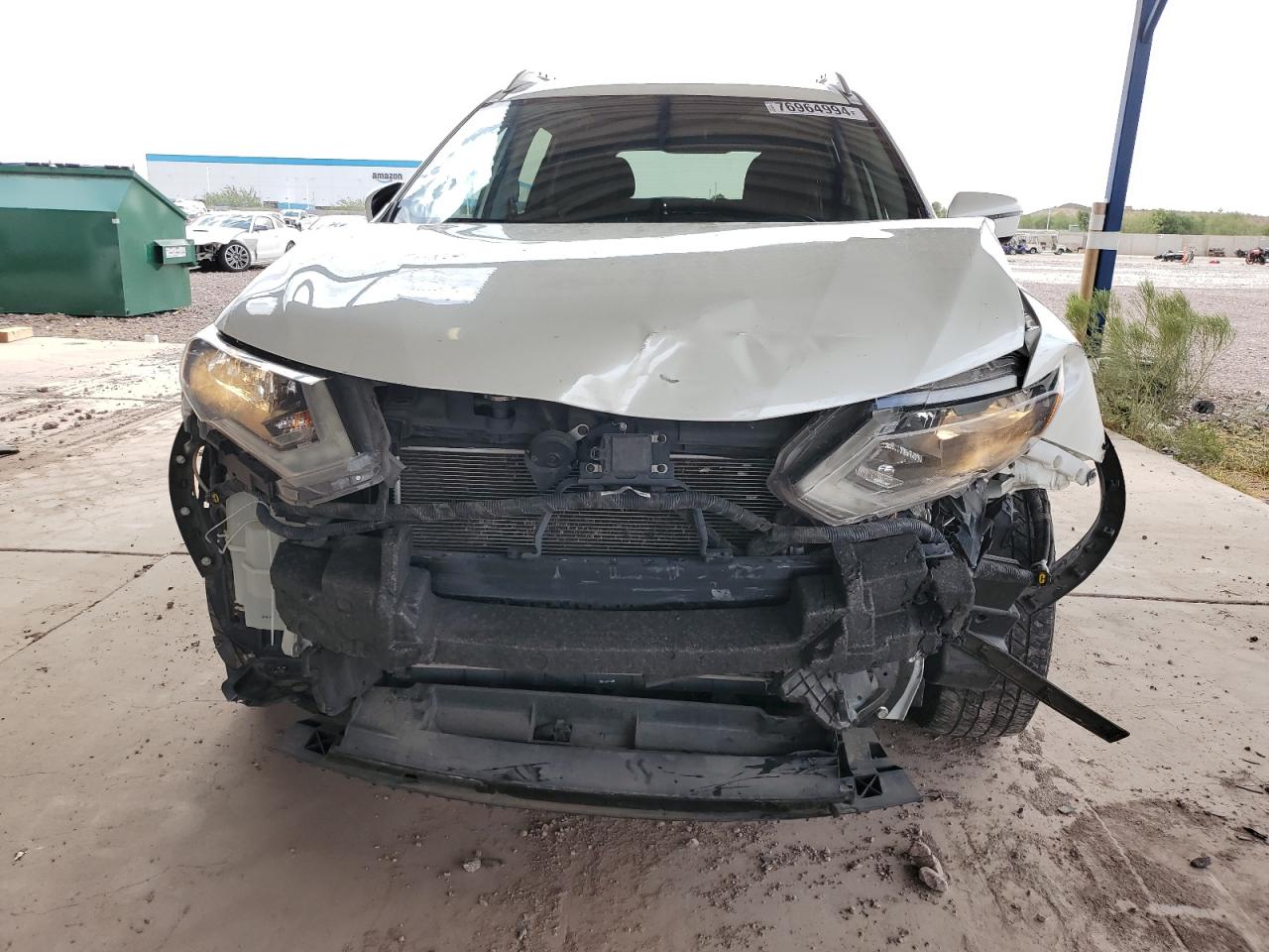 2017 Nissan Rogue - Image 5