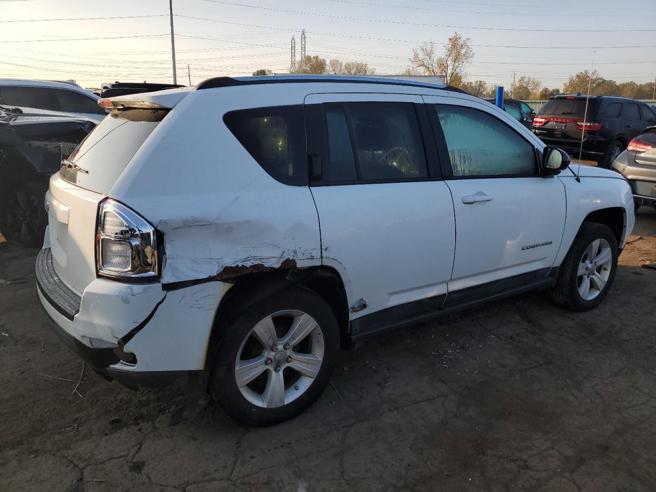 2011 Jeep Compass - Image 3