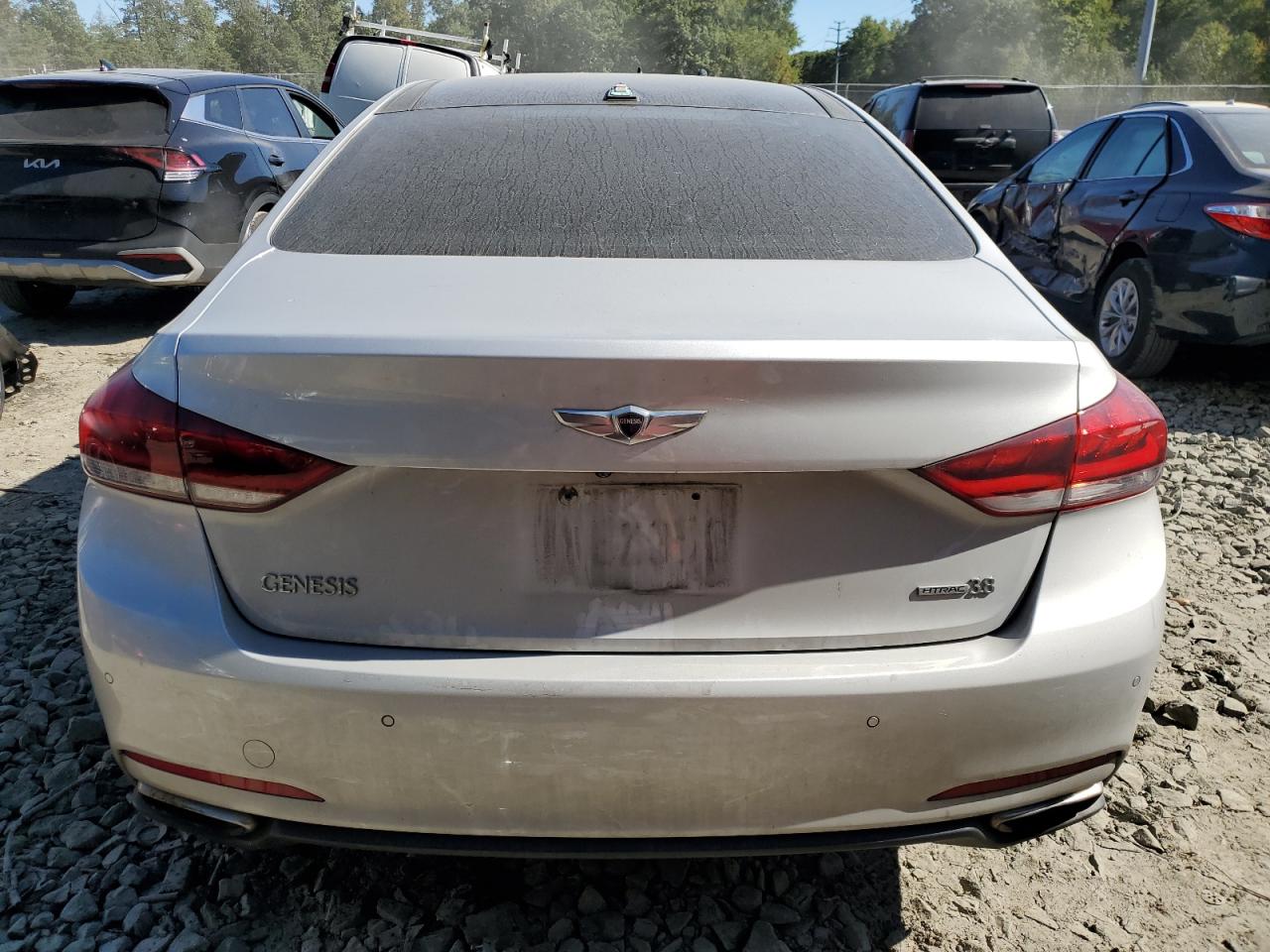 2016 Hyundai Genesis 3.8L VIN: KMHGN4JE9GU129886 Lot: 74168694