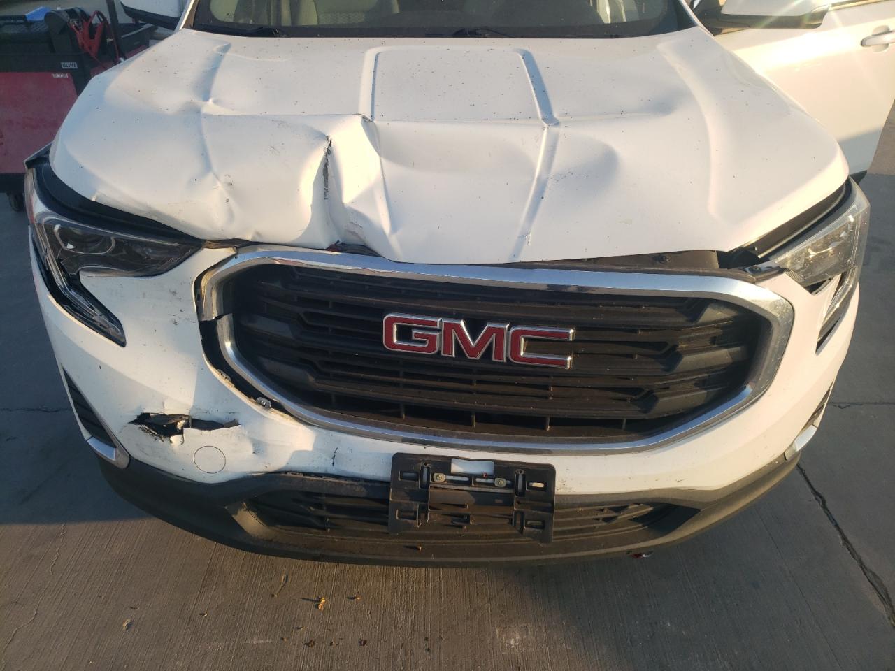 3GKALMEV8KL354222 2019 GMC Terrain Sle