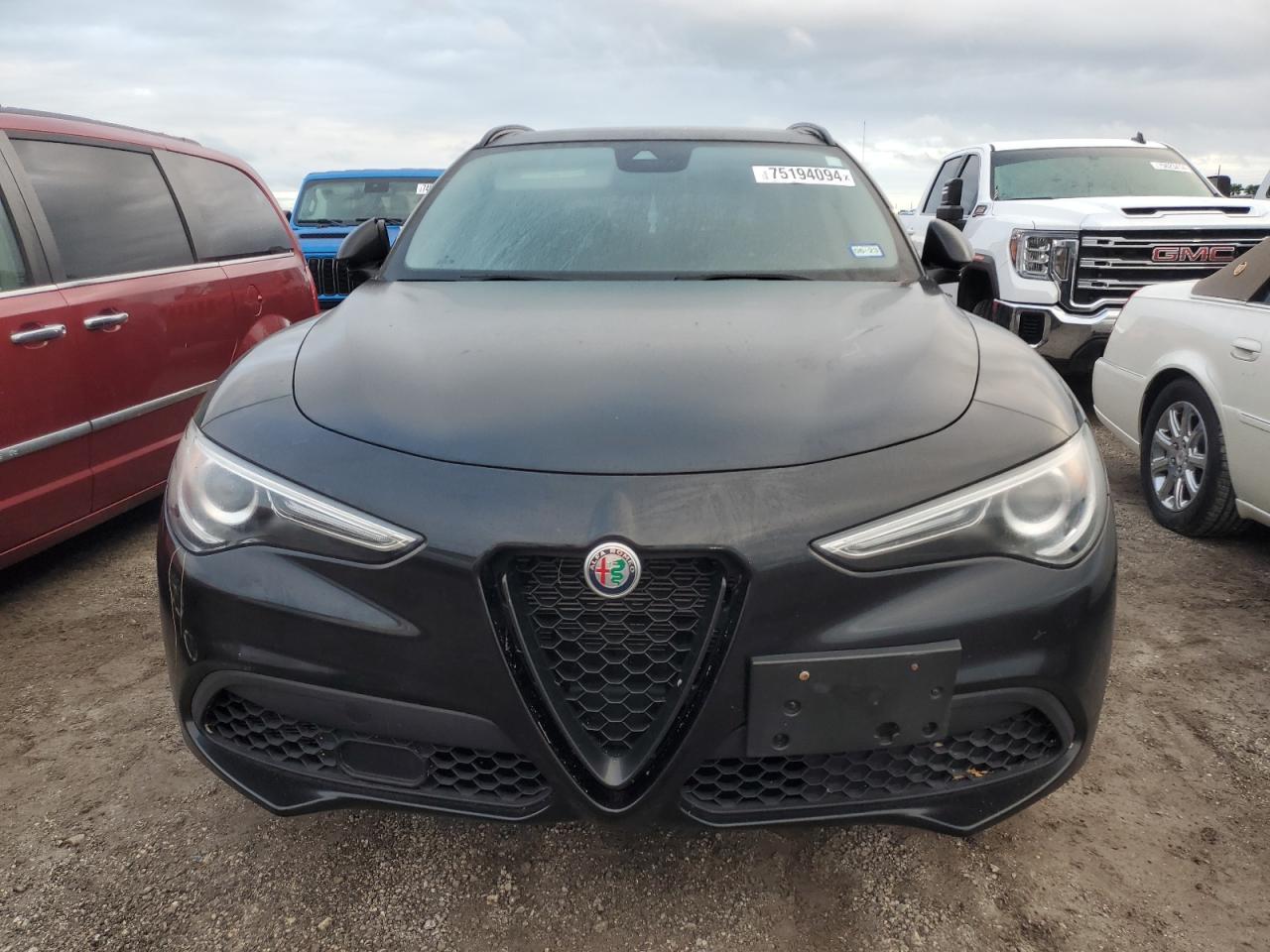 2020 Alfa Romeo Stelvio - Image 5