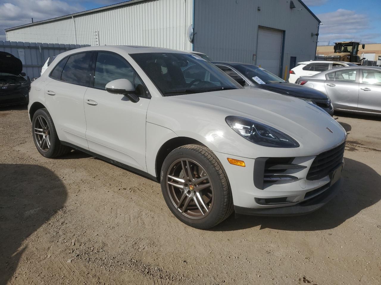 2020 Porsche Macan S VIN: WP1AB2A5XLLB35721 Lot: 77556324