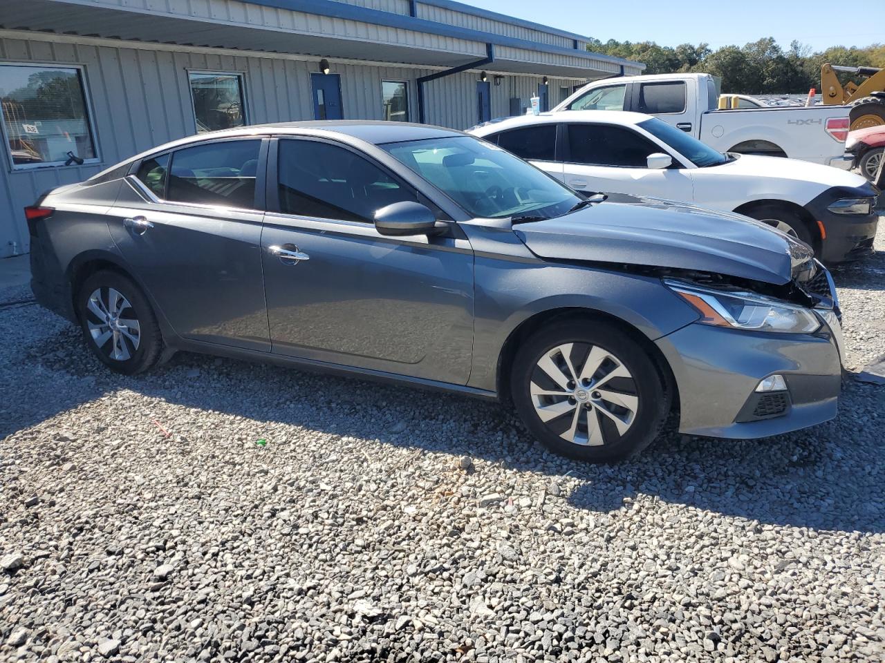 2019 Nissan Altima - Image 4