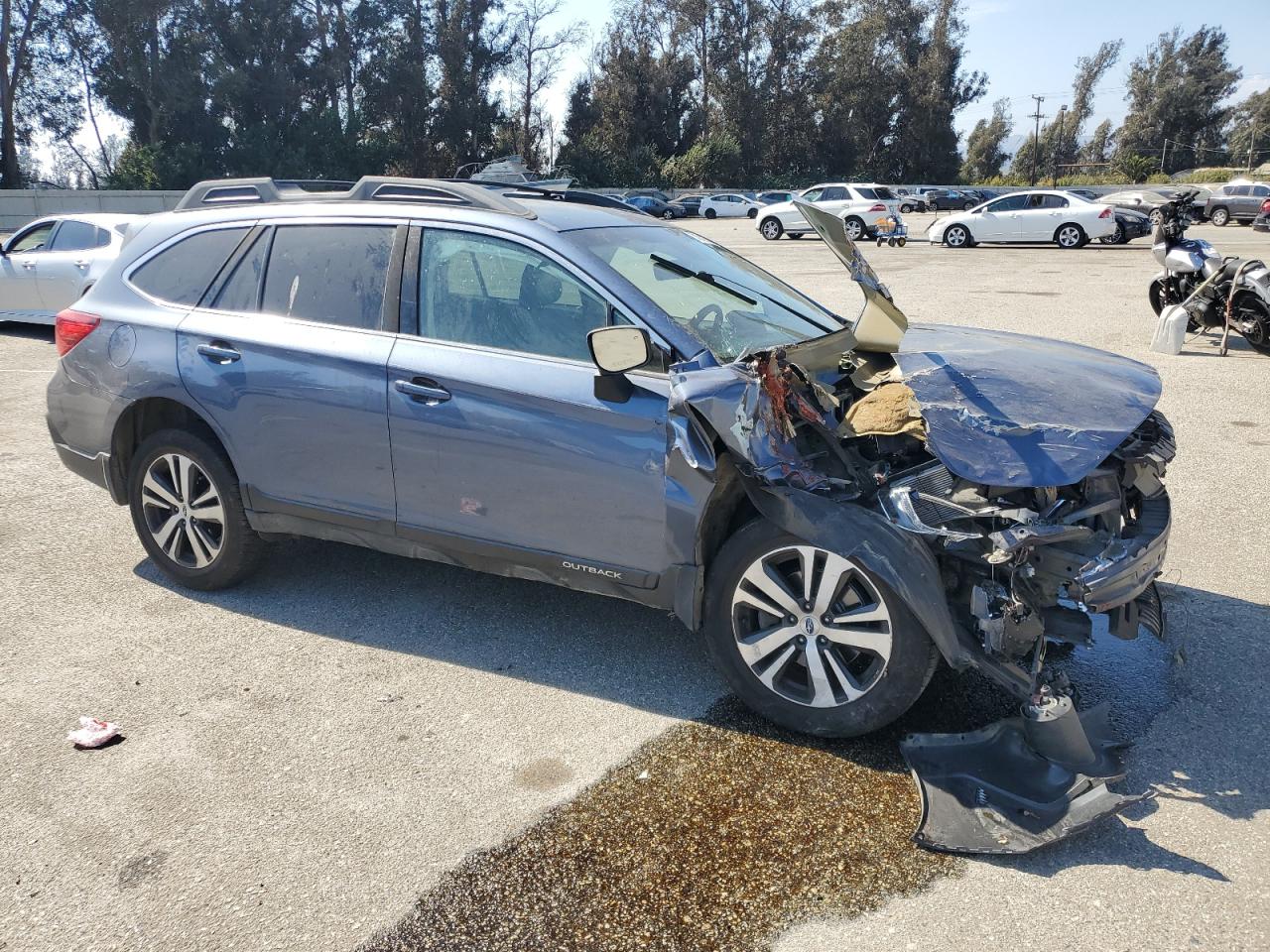 4S4BSENC6J3322351 2018 Subaru Outback 3.6R Limited