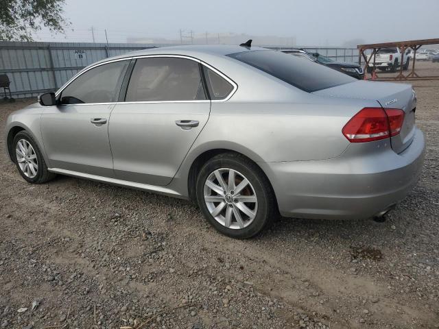 Седаны VOLKSWAGEN PASSAT 2013 Бежевый