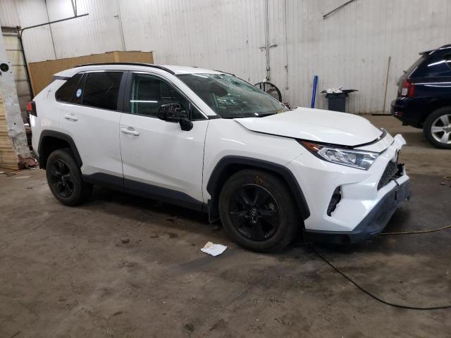 2T3P1RFV8LC094004 Toyota RAV4 XLE 4