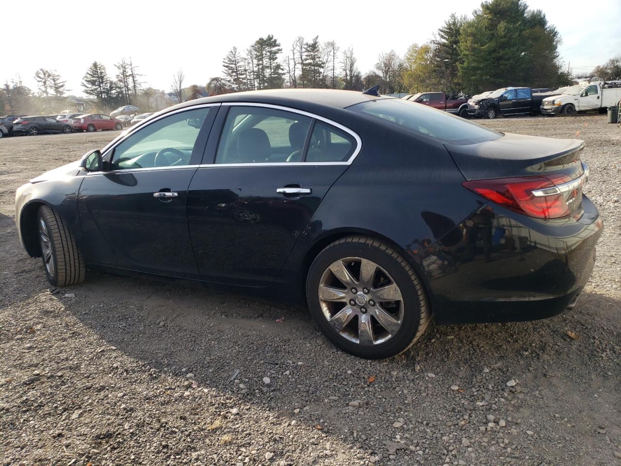 2014 Buick Regal - Image 2