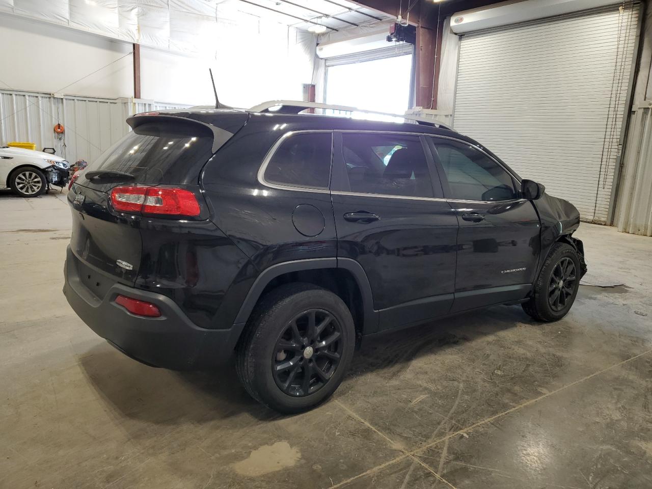 2017 Jeep Grand Cherokee - Image 3