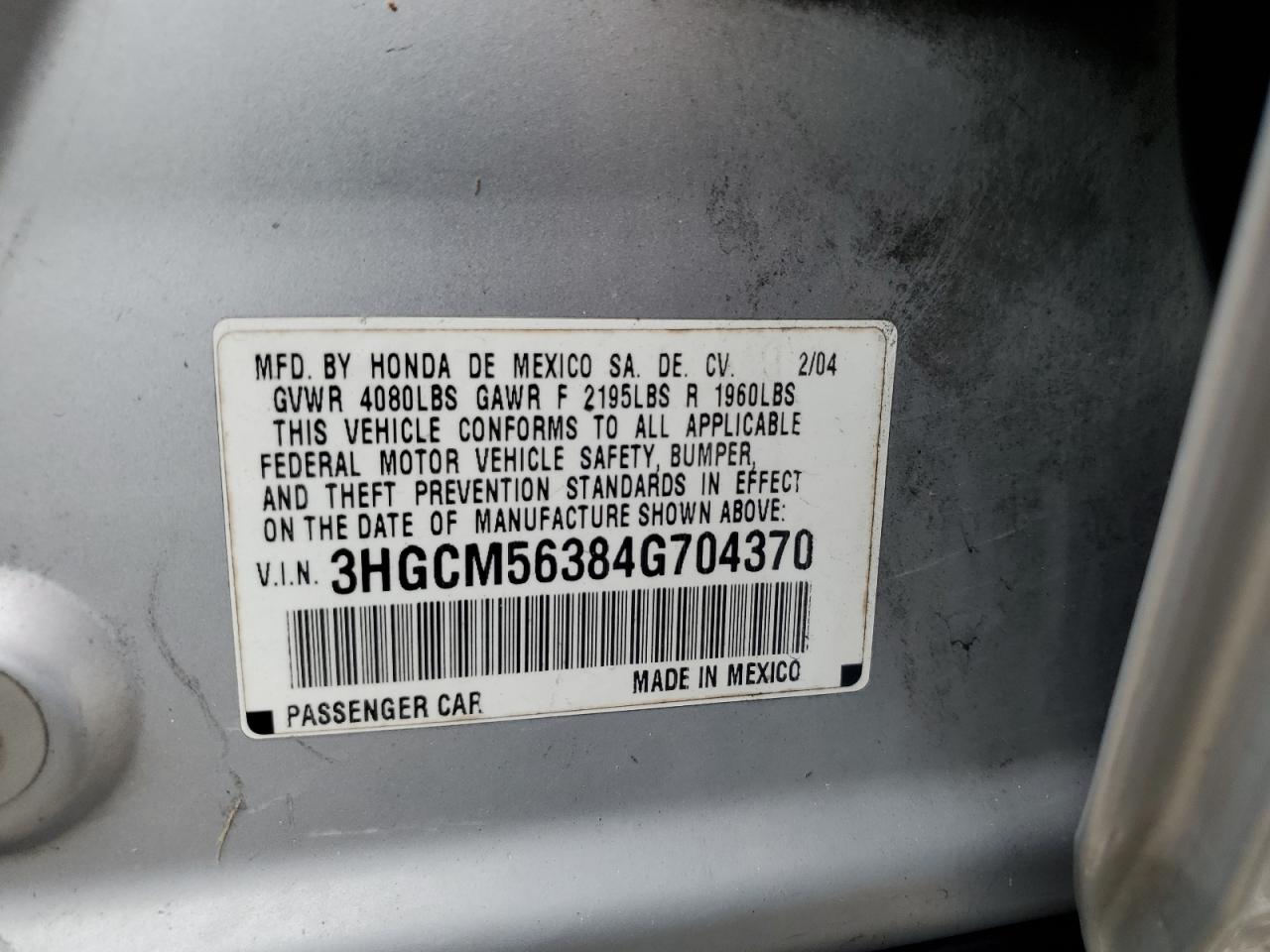2004 Honda Accord - Image 13