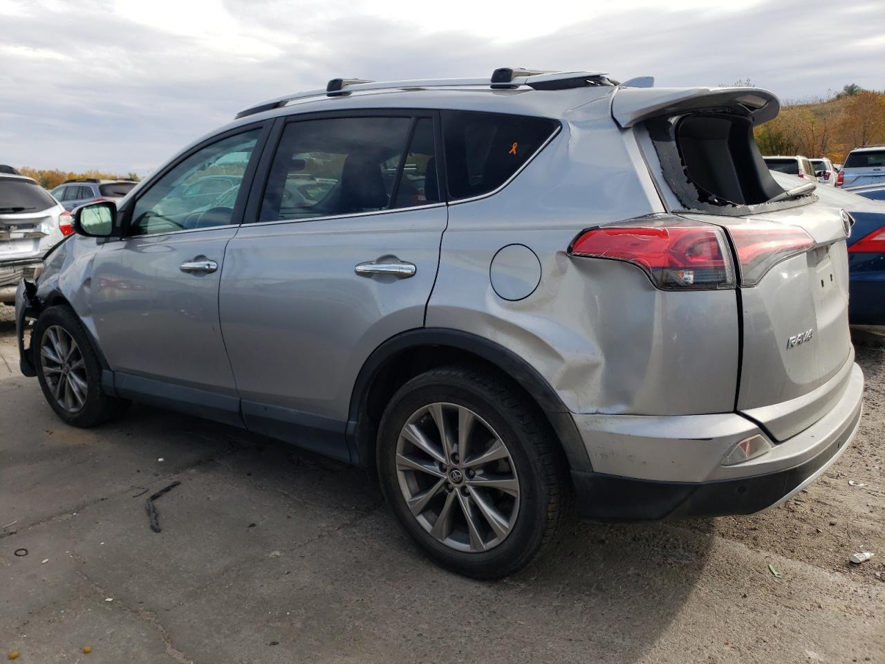 2016 Toyota RAV 4 - Image 2