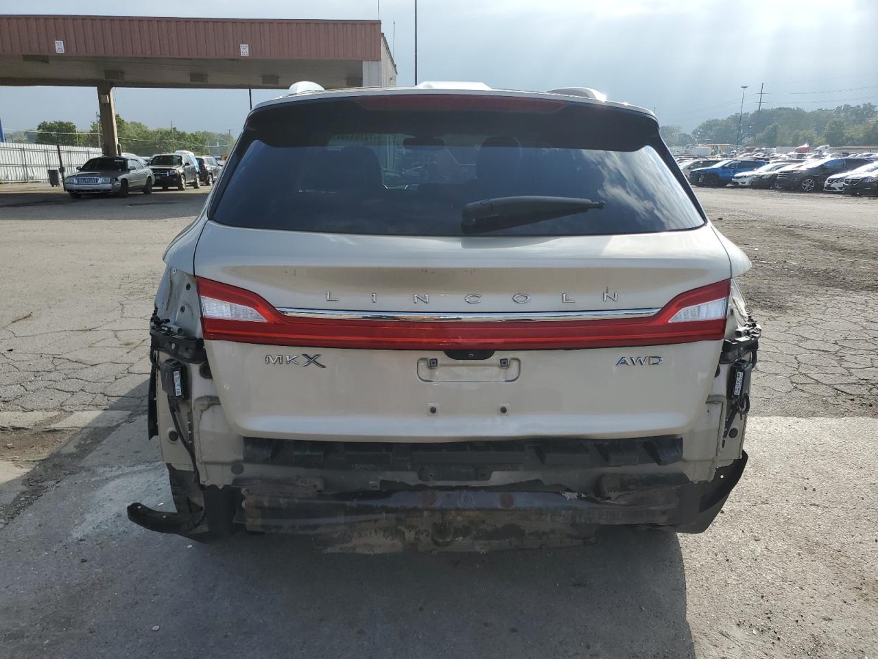 2LMPJ8LR0HBL40635 2017 Lincoln Mkx Reserve