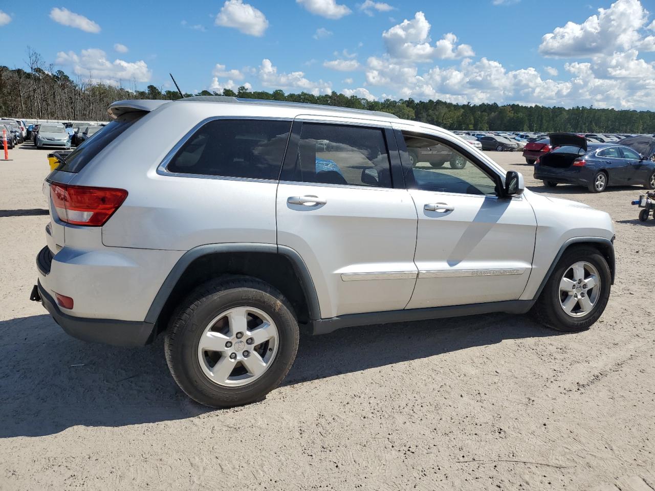 2012 Jeep Grand Cherokee Laredo VIN: 1C4RJEAG5CC305154 Lot: 74187344