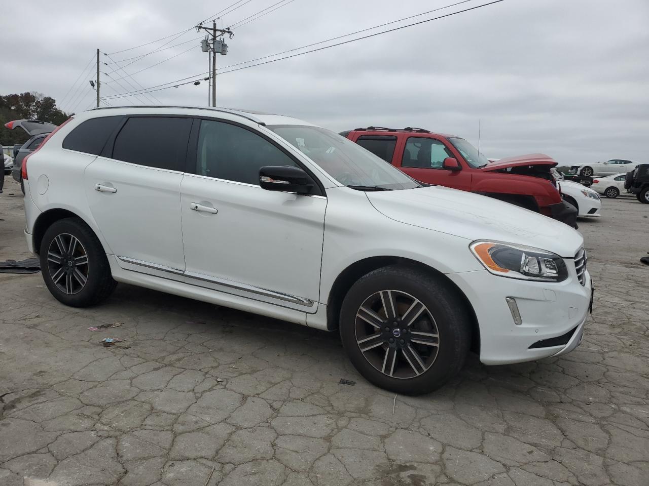 VIN YV440MRR9H2063248 2017 VOLVO XC60 no.4