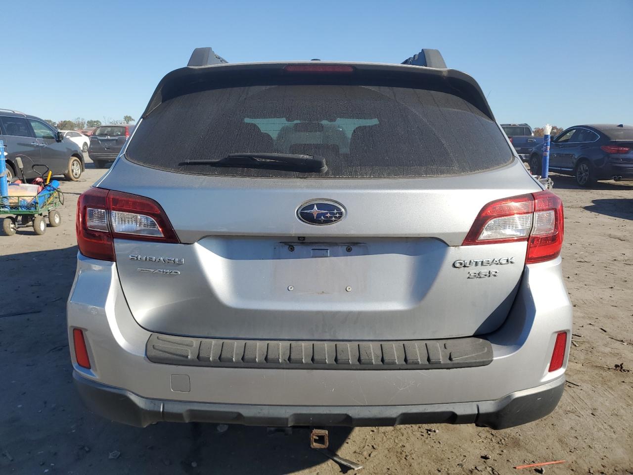 2015 Subaru Outback 3.6R Limited VIN: 4S4BSENC2F3243217 Lot: 75788794