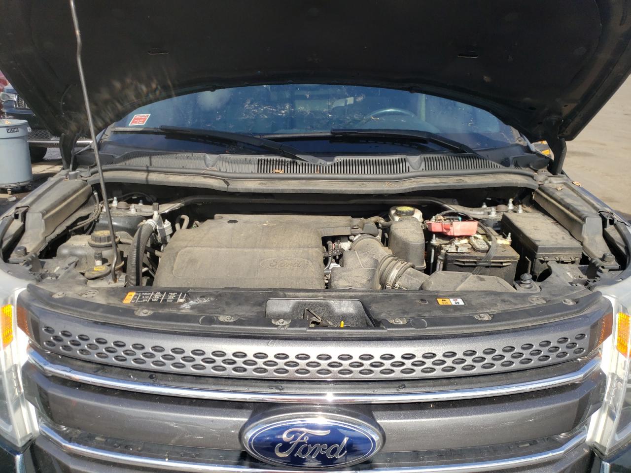 2015 Ford Explorer - Image 12