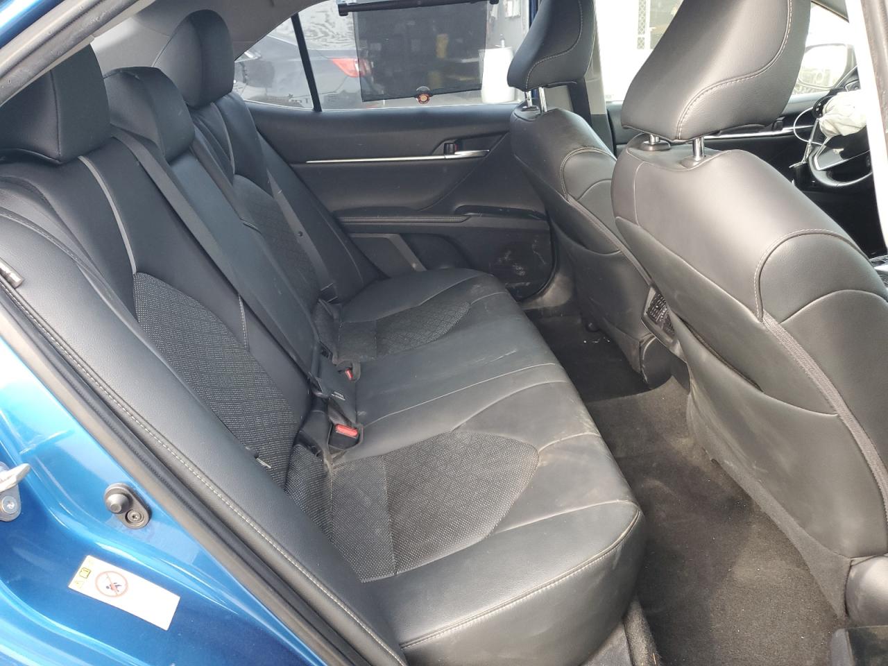 2019 Toyota Camry - Image 10