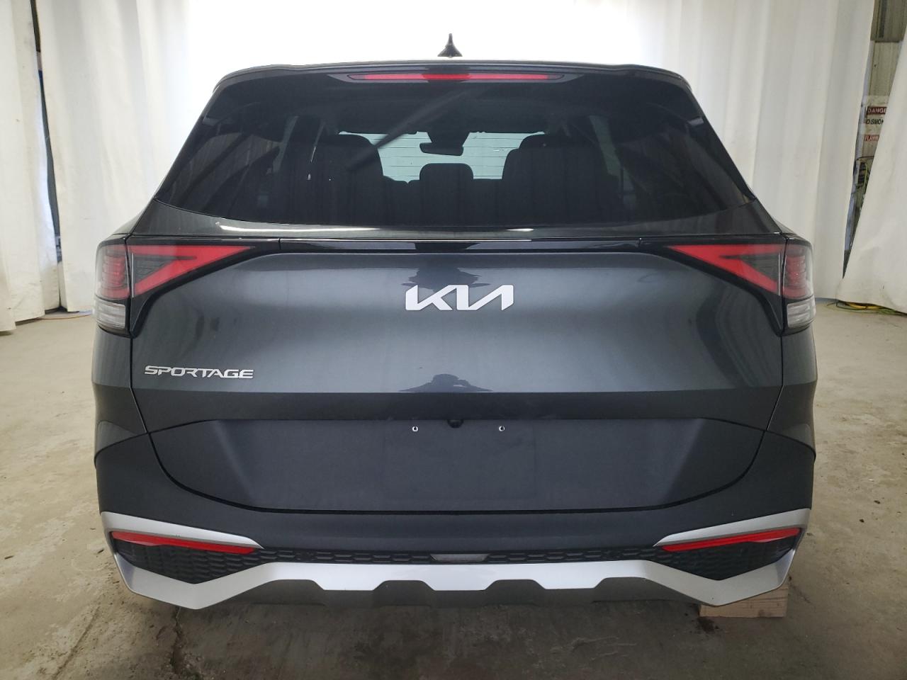 2024 Kia Sportage - Image 6