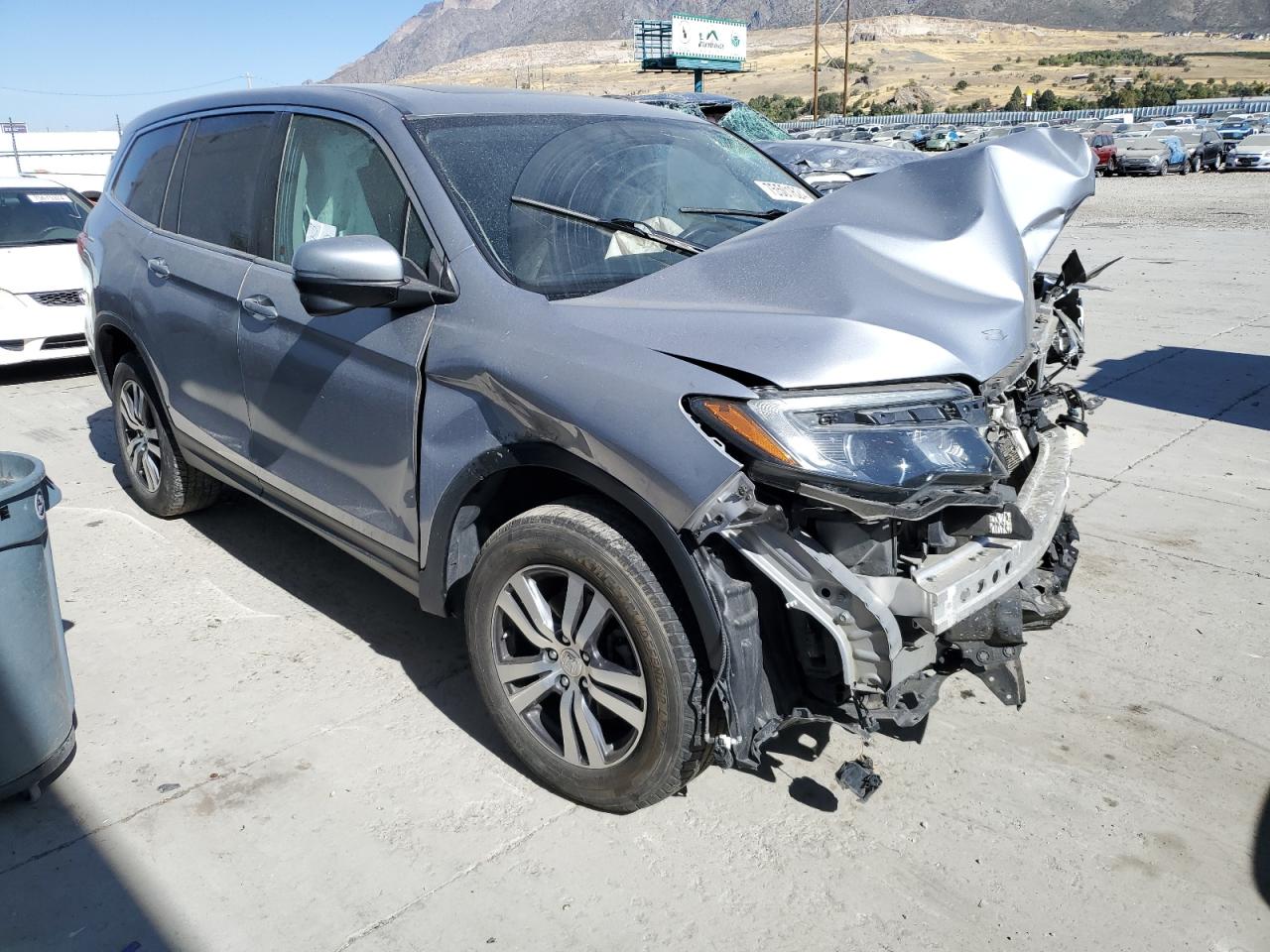 2017 Honda Pilot - Image 4