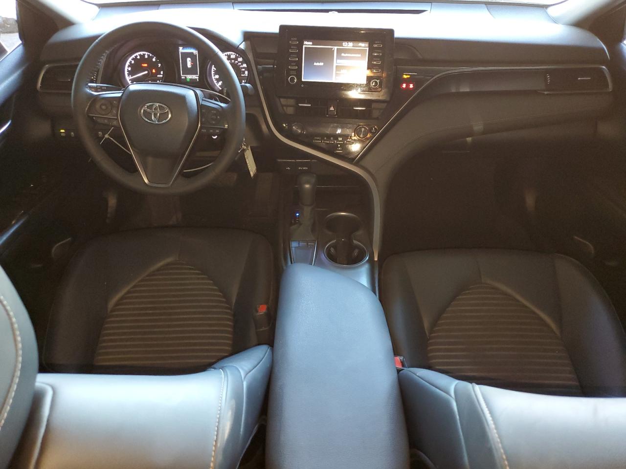 2022 Toyota Camry - Image 8
