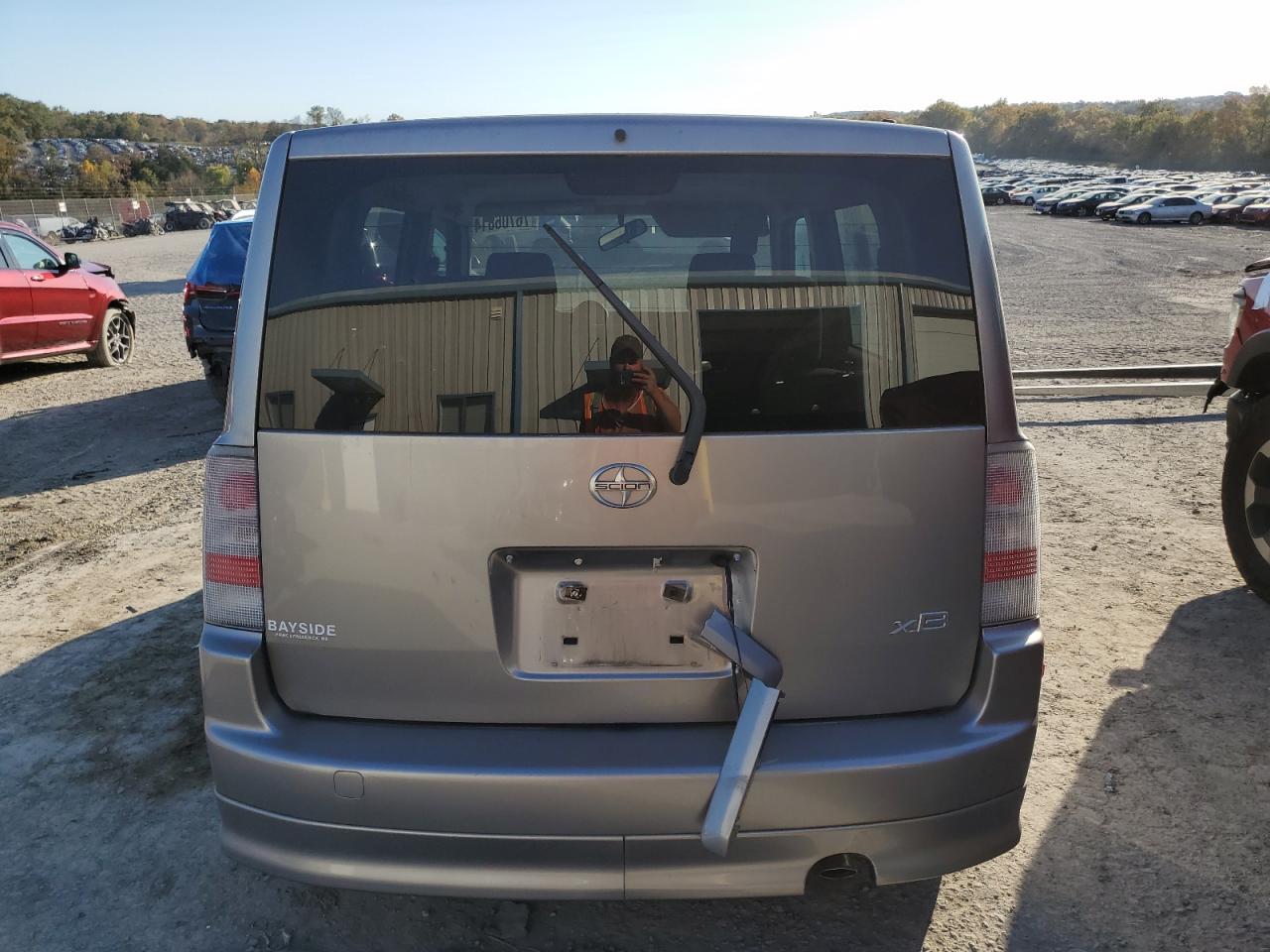 2006 Toyota Scion Xb VIN: JTLKT324664114995 Lot: 76706814