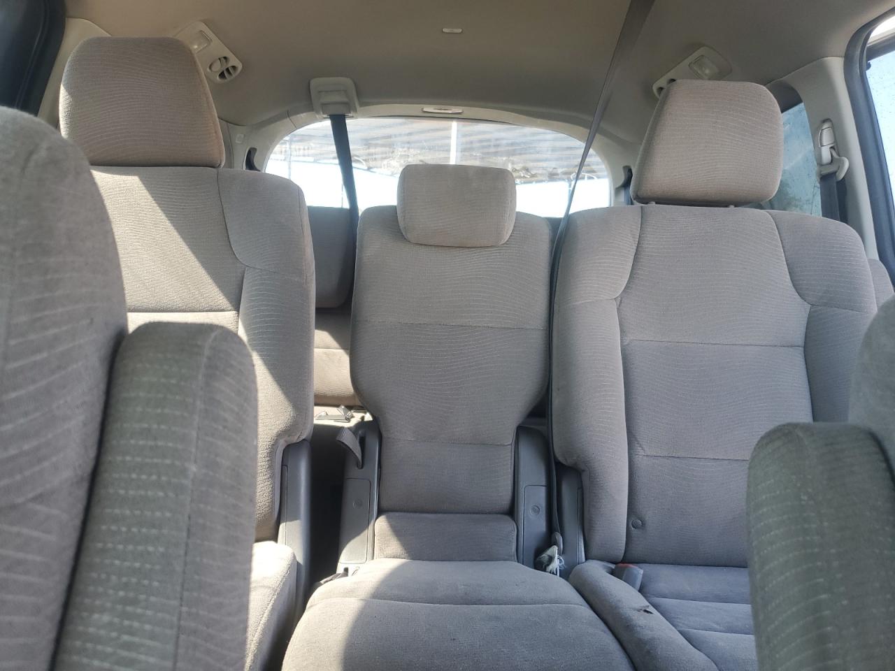 2011 Honda Odyssey - Image 10