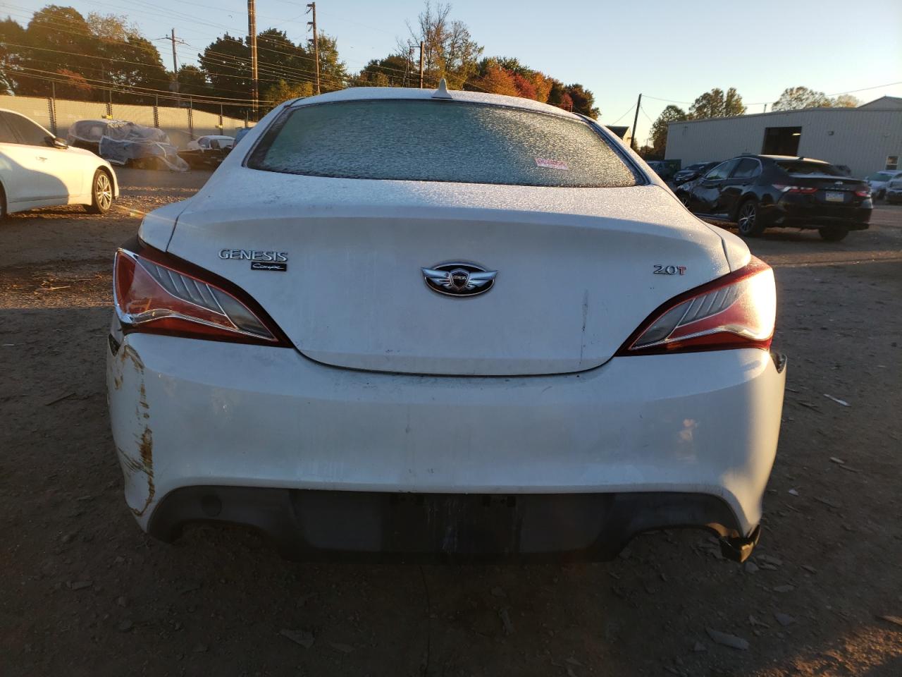 2013 Hyundai Genesis - Image 6