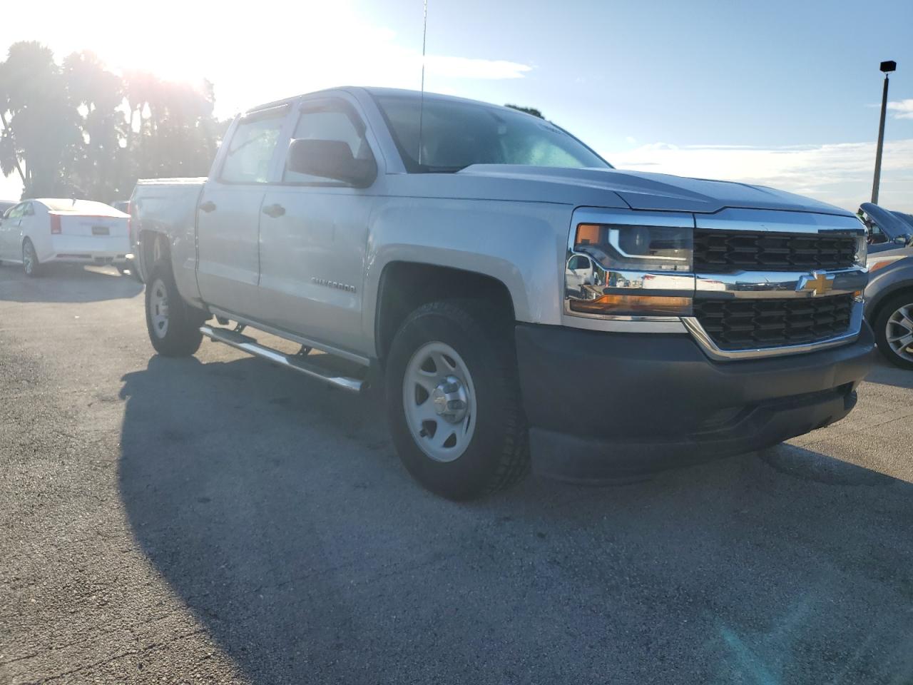 2017 Chevrolet Silverado - Image 4