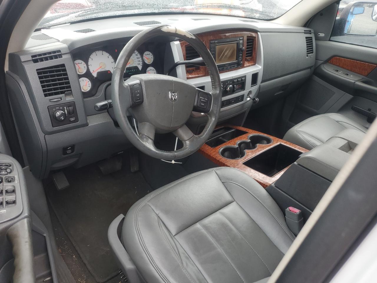 2007 Dodge RAM - Image 8