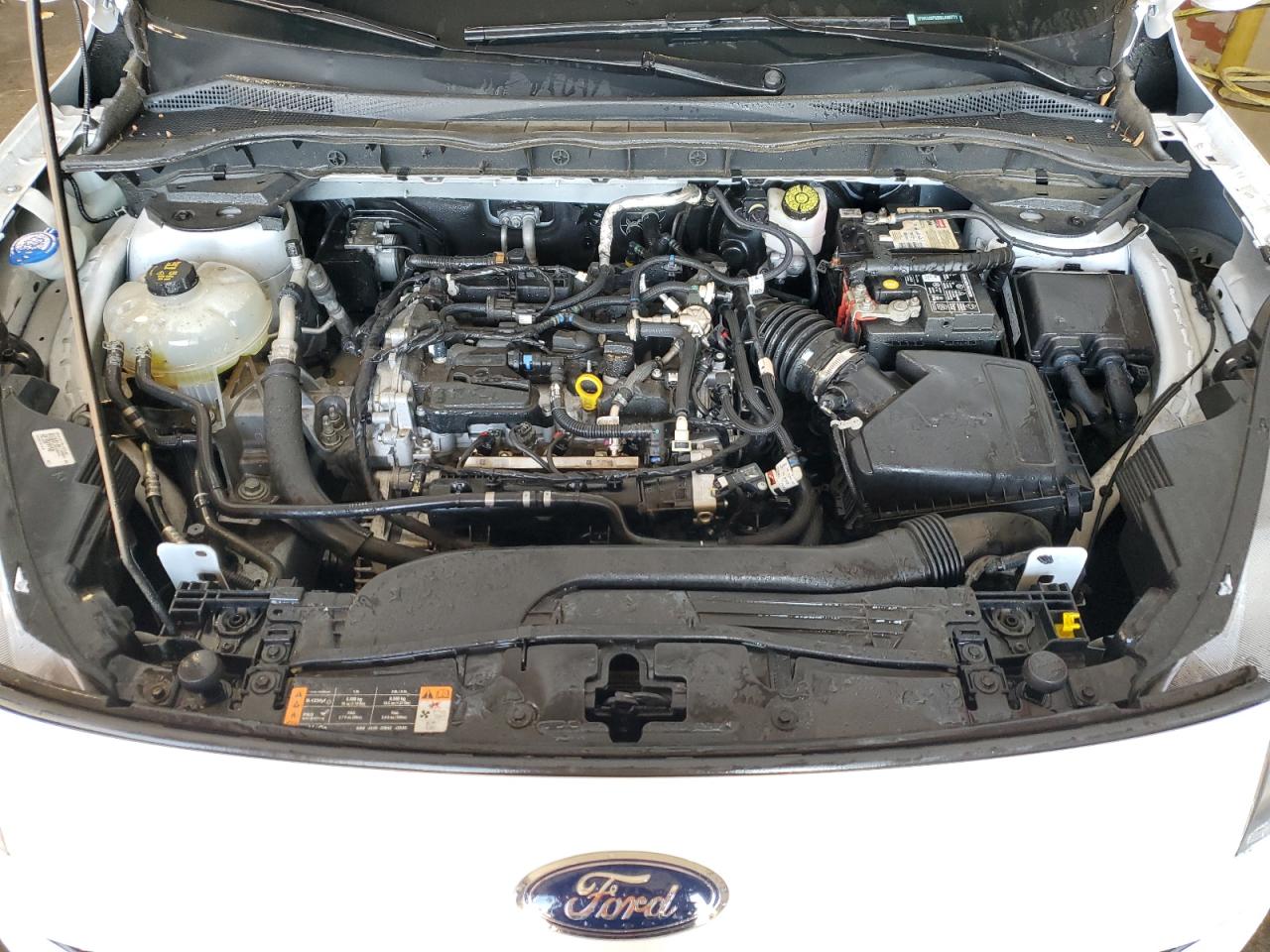 2022 Ford Escape - Image 11