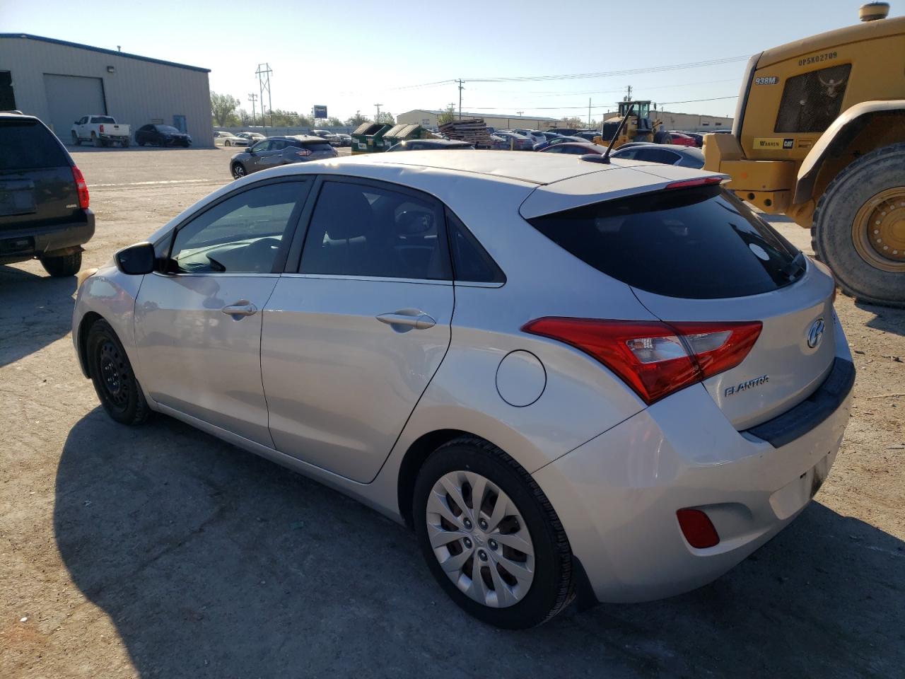 2016 Hyundai Elantra - Image 2