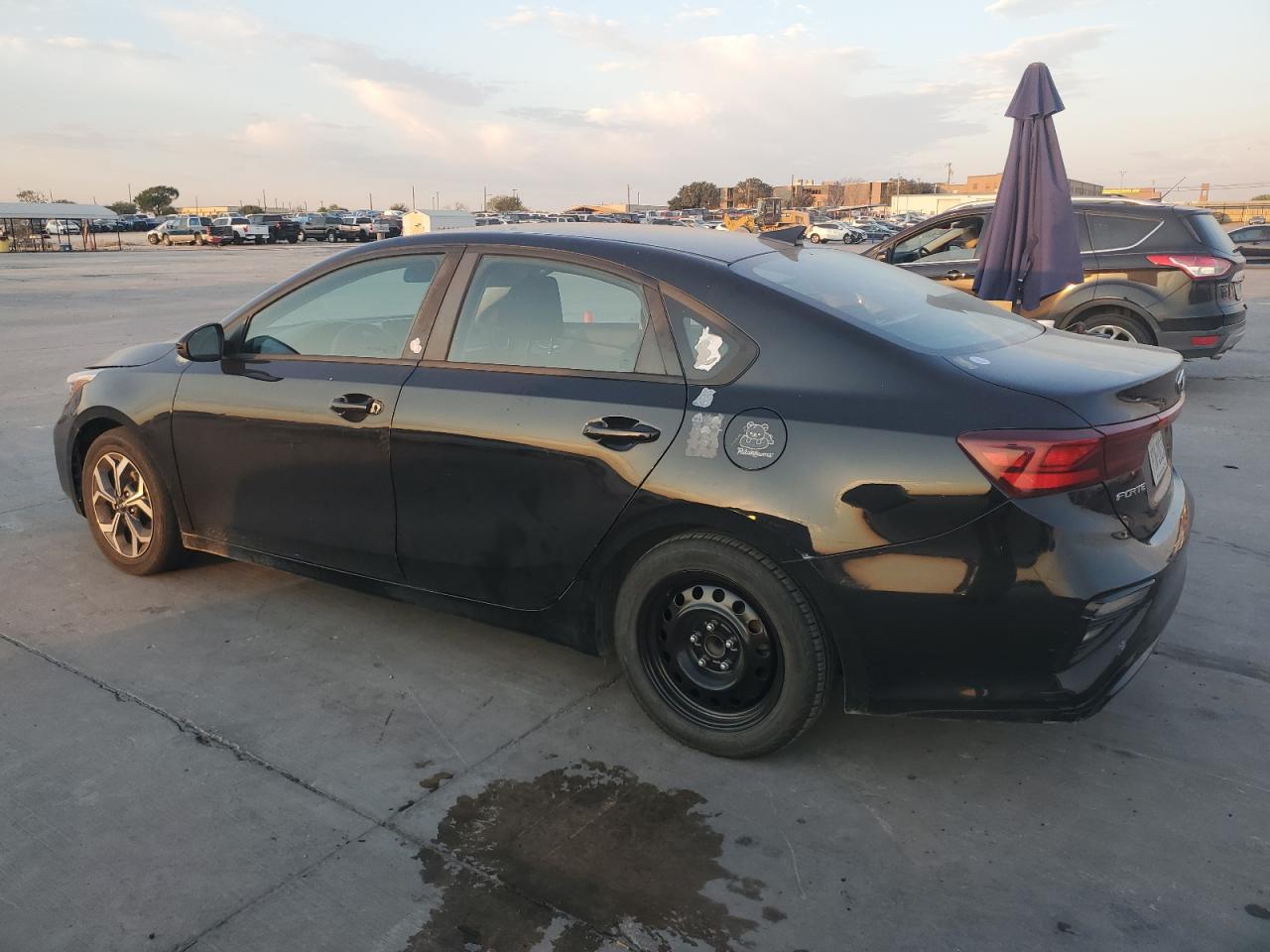 2019 Kia Forte - Image 2
