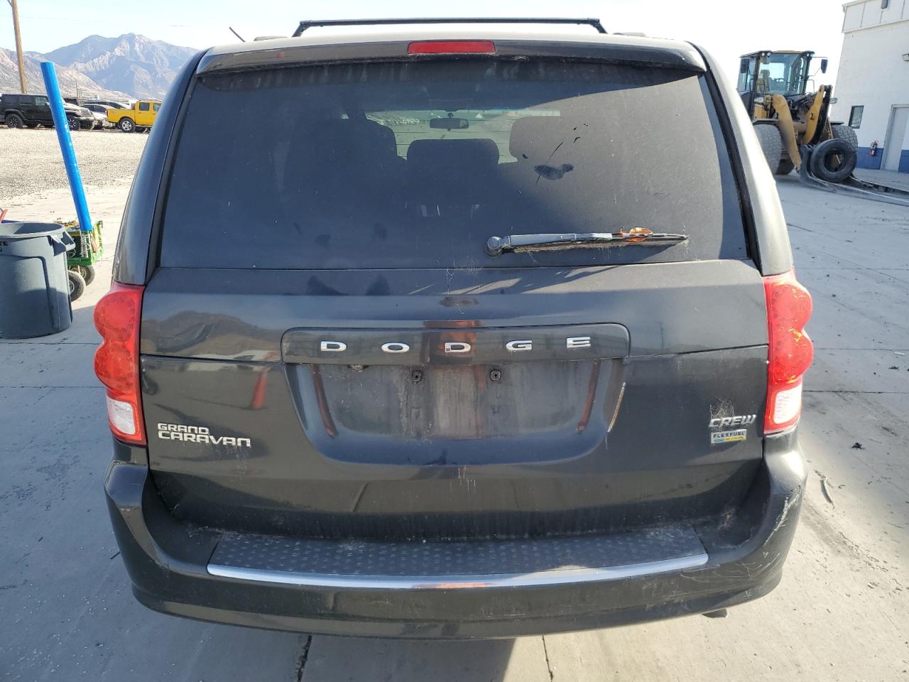 2011 Dodge Grand Caravan Crew VIN: 2D4RN5DG8BR649988 Lot: 75481314