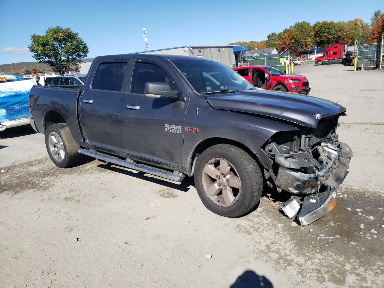 2016 RAM 1500 - Image 3
