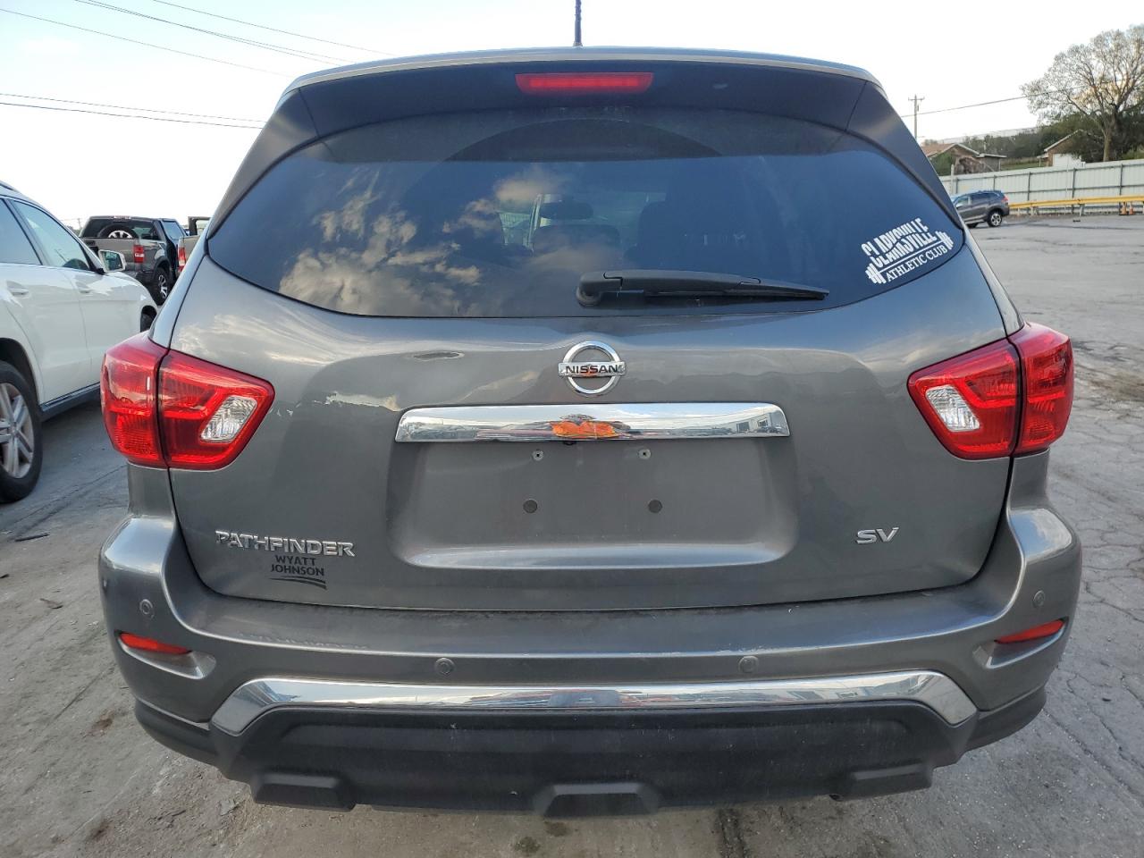 2018 Nissan Pathfinder S VIN: 5N1DR2MN7JC640548 Lot: 74040564